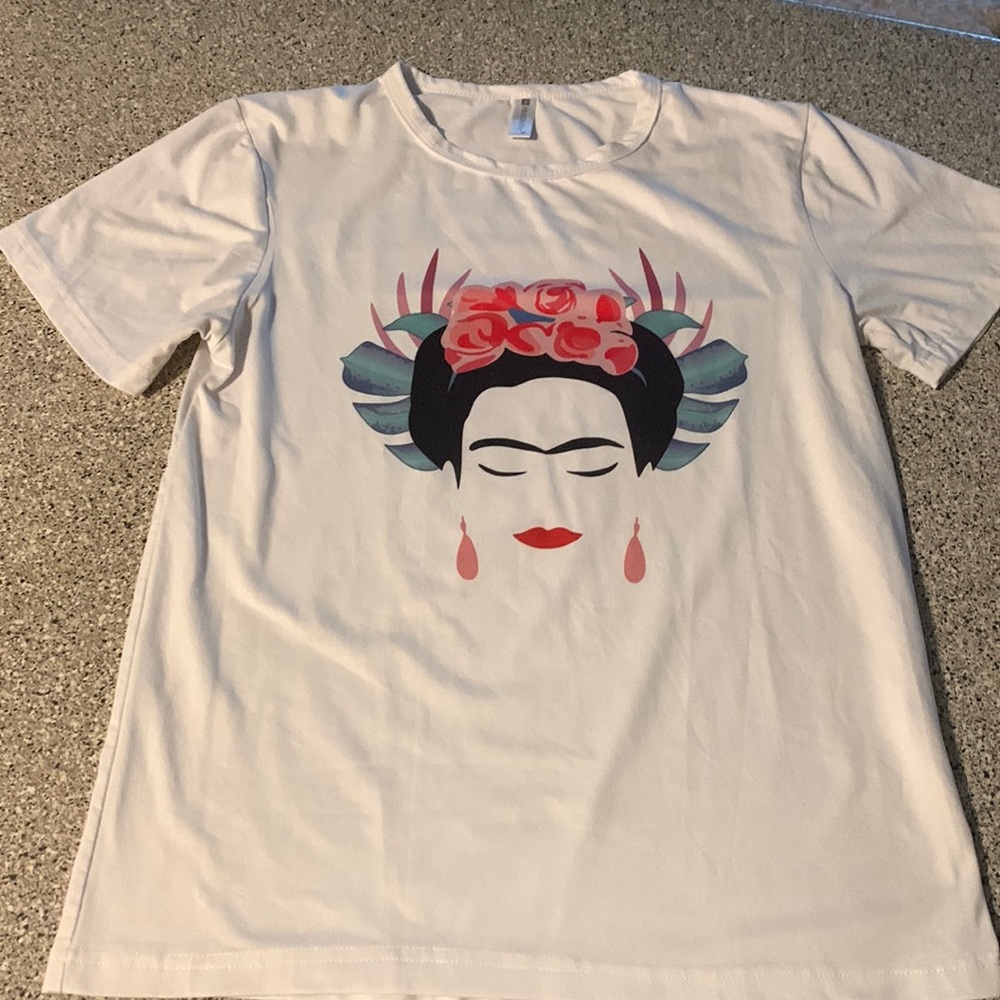 Frida kahlo shirt size small Colors are white green blue black pink red canvas